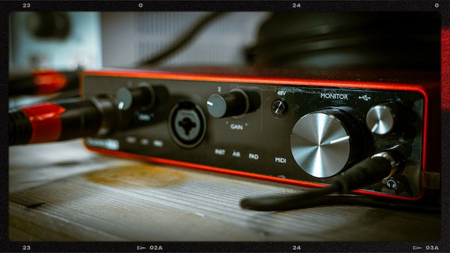 8 Best Home Studio Recording Interfaces In 2023
