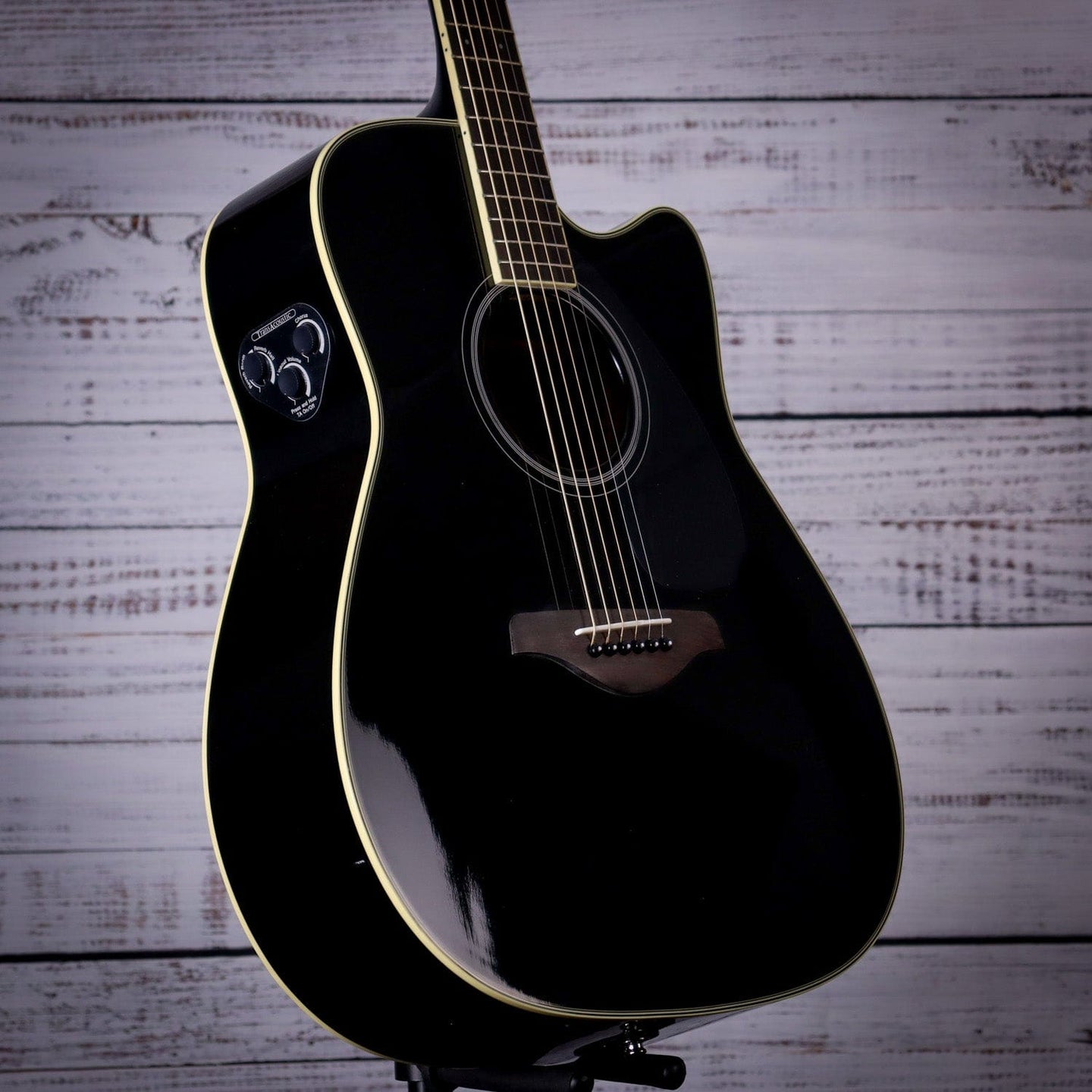 TransAcoustic - Folk Guitar with cutaway, Solid Sitka Spruce Top, Mahogany Back & Sides, Die Cast Chrome Tuners, Black
