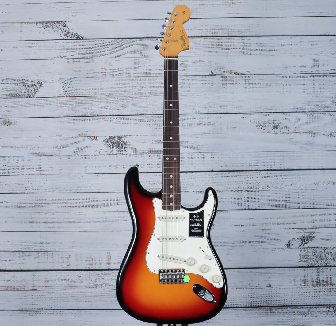 Fender Vintera III Late '60s Stratocaster | 3-Color Sunburst