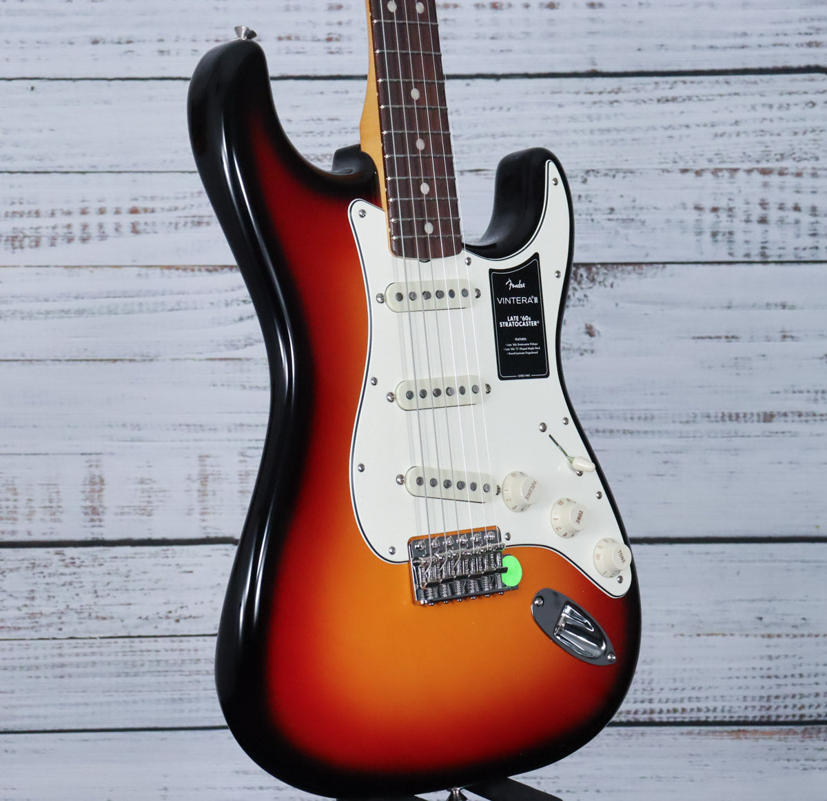 Fender Vintera III Late '60s Stratocaster | 3-Color Sunburst