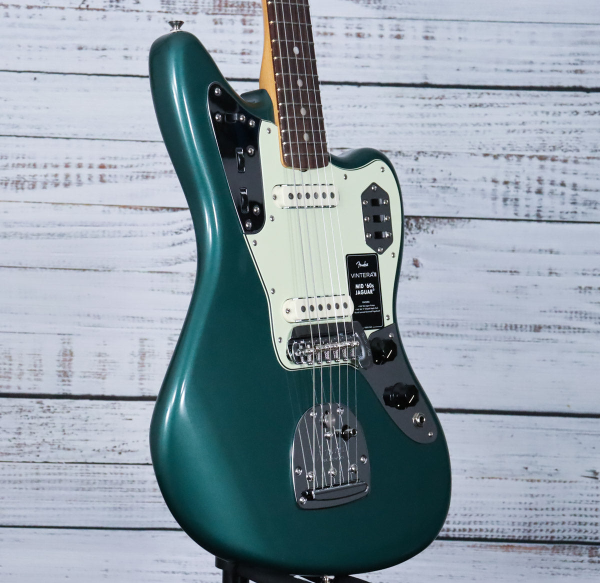 Fender Vintera III Mid '60s Jaguar | Sherwood Green Metallic