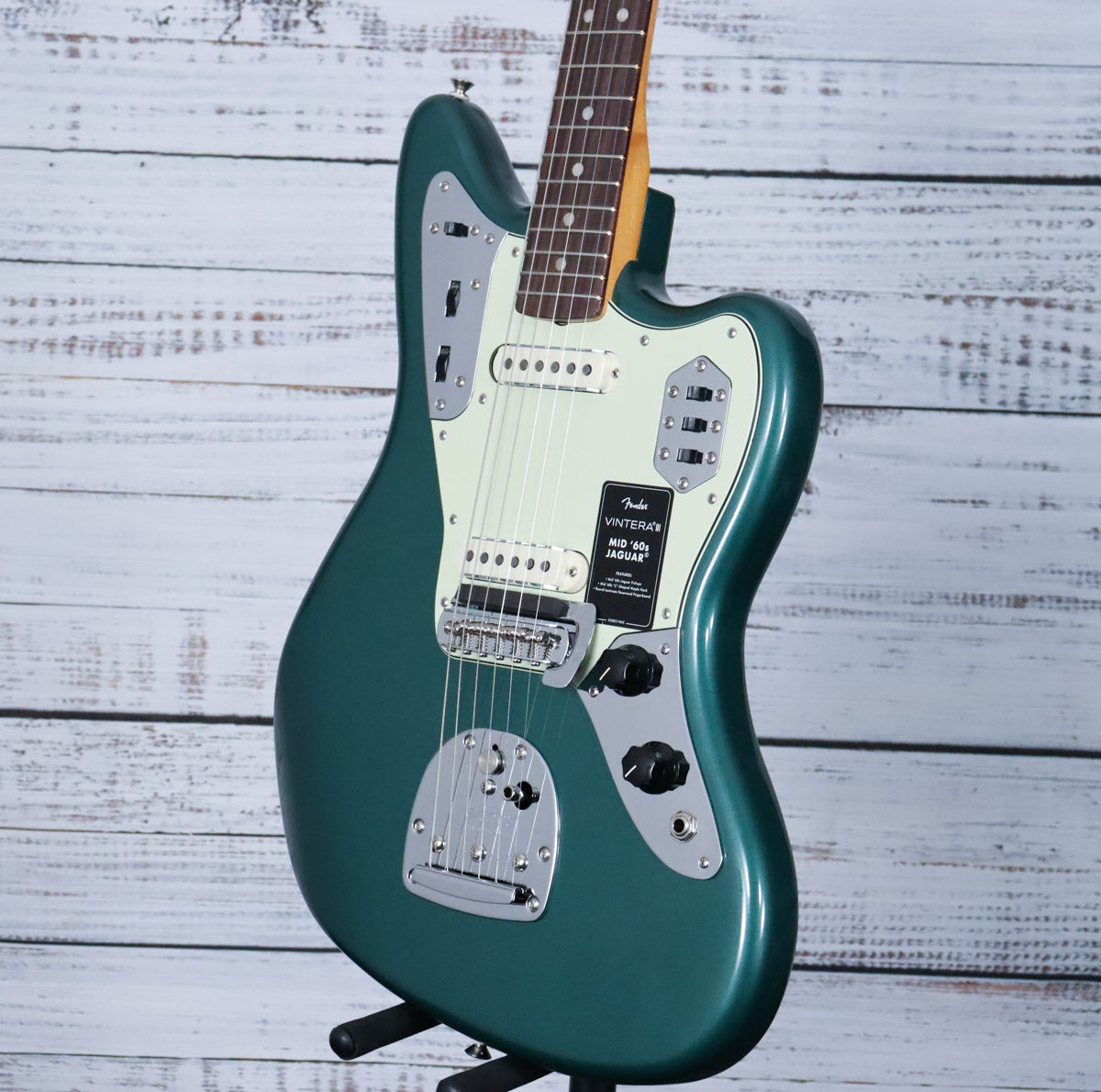 Fender Vintera III Mid '60s Jaguar | Sherwood Green Metallic
