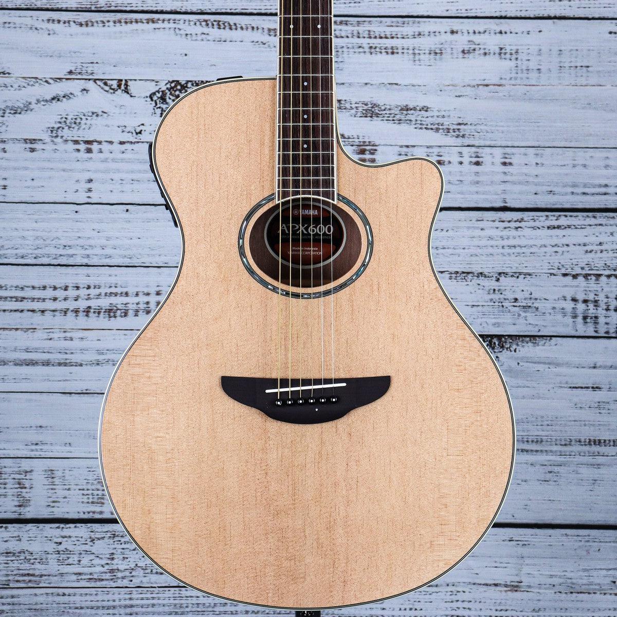 Yamaha APX600 Thin Body Acoustic-Electric Guitar - Natural