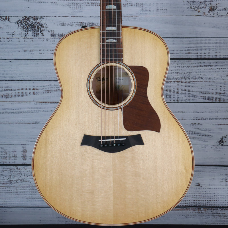 Taylor 618e Acoustic Guitar | Antique Blonde