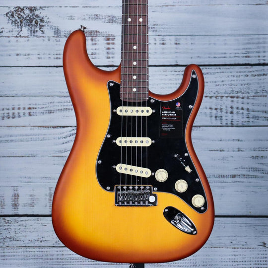Fender Limited Edition American Performer Timber Stratocaster | Honey Burst