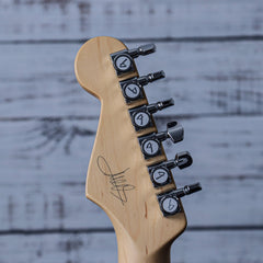 Fender Juanes Stratocaster Guitar | Luna White