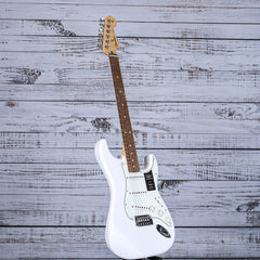 Fender Player Stratocaster Electric Guitar | Polar White