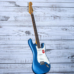 Squier Classic Vibe '60s Stratocaster | Lake Placid Blue