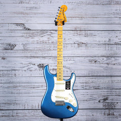 American Vintage II 1973 Stratocaster®, Maple Fingerboard, Lake Placid Blue