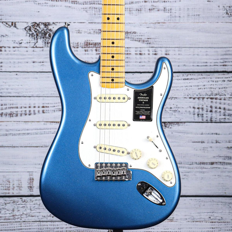 American Vintage II 1973 Stratocaster®, Maple Fingerboard, Lake Placid Blue