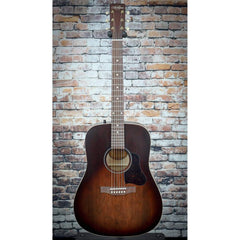 Art & Lutherie Americana Acoustic Guitar | Bourbon Burst