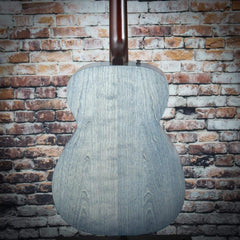 Art & Lutherie Legacy Q-Discrete Guitar | Denim Blue W/ Bag