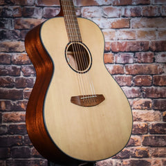 Breedlove Discovery S Concert | Sitka Spruce-African mahogany