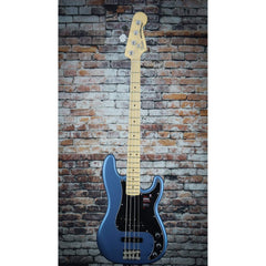 Fender American Performer Precision Bass | Satin Lake Placid Blue