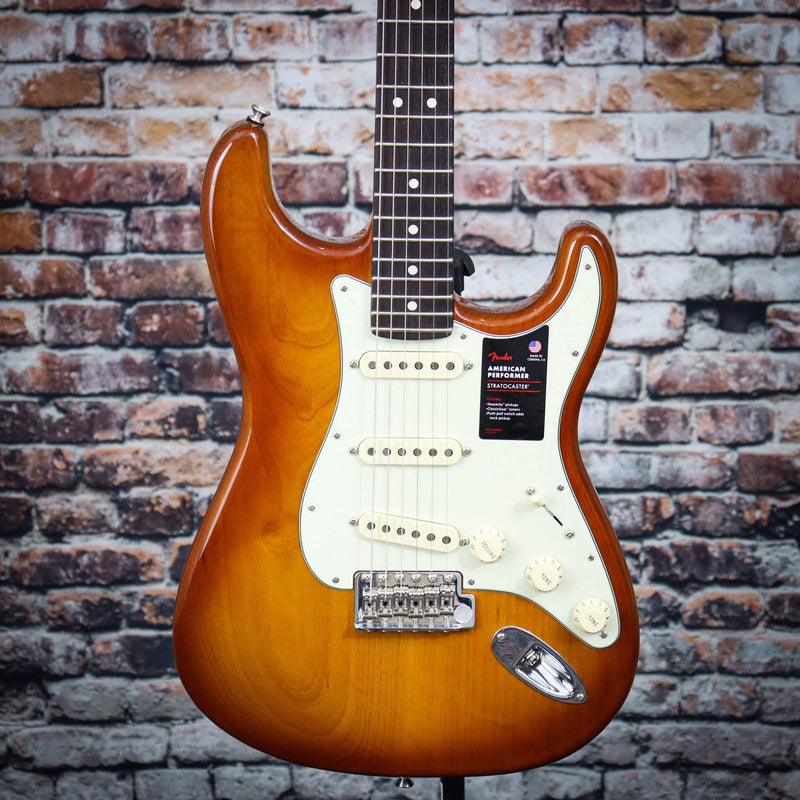 Fender American Performer Stratocaster SSS | Honey Burst