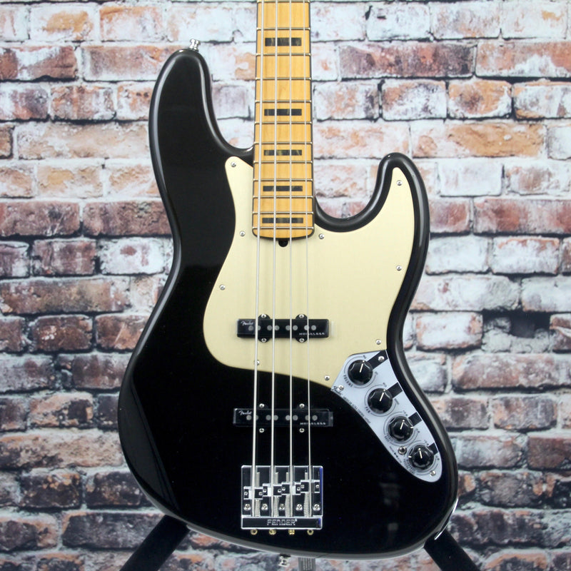 Fender American Ultra Jazz Bass | Texas Tea