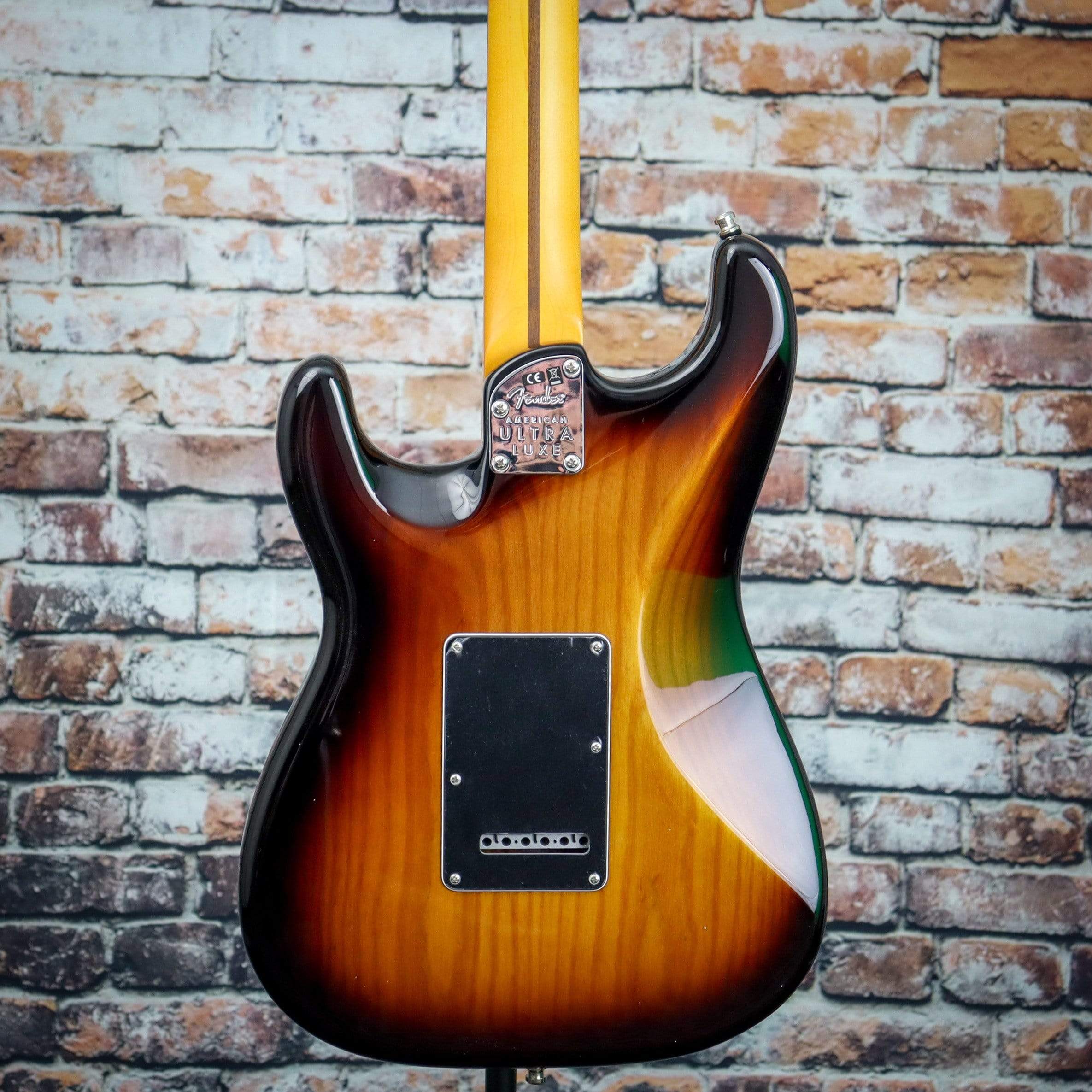Fender American Ultra Luxe Stratocaster | 2-Color Sunburst