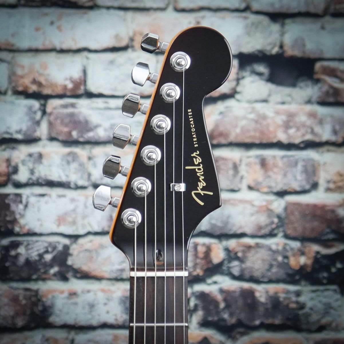 Fender American Ultra Luxe Stratocaster | 2-Color Sunburst