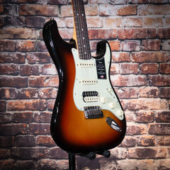 Fender American Ultra Stratocaster HSS | Ultraburst