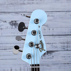 Fender Gold Foil Jazz Bass Guitar | Sonic Blue