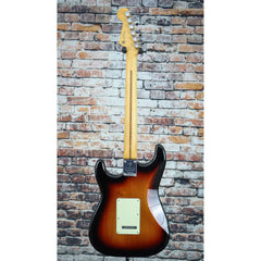 Fender Player Plus Stratocaster | 3 Tone Sunburst