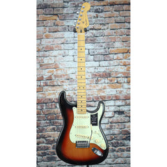 Fender Player Plus Stratocaster | 3 Tone Sunburst