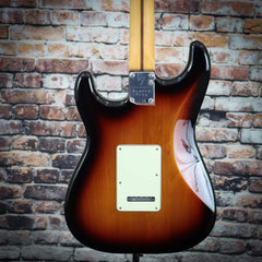 Fender Player Plus Stratocaster HSS | 3-Color Sunburst