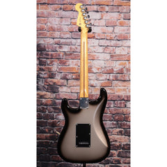 Fender Player Plus Stratocaster HSS | Silverburst