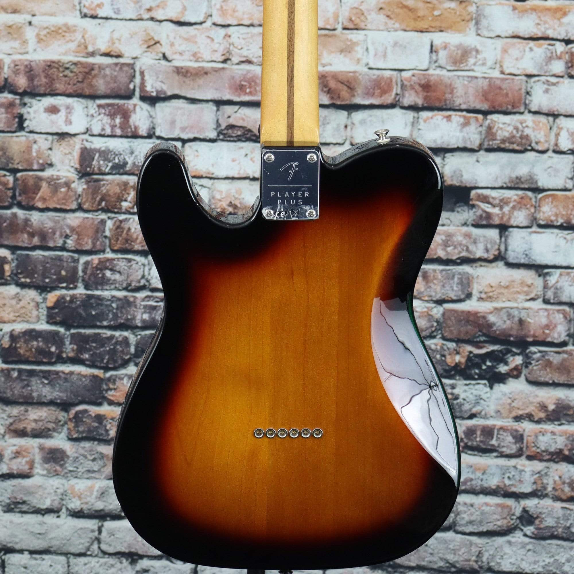 Fender Player Plus Telecaster | 3-Color Sunburst