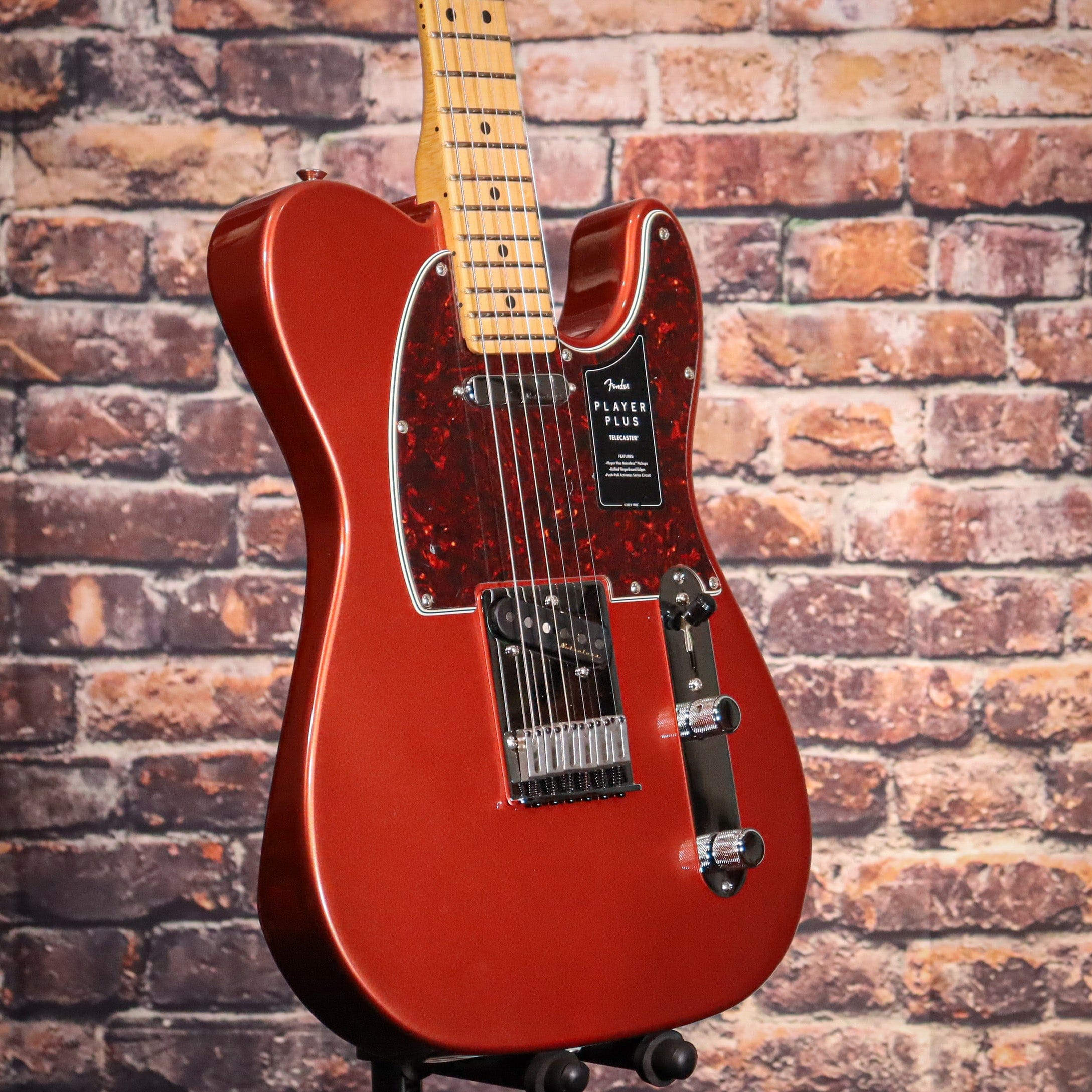 Fender Player Plus Telecaster | Maple/Aged Candy Apple Red