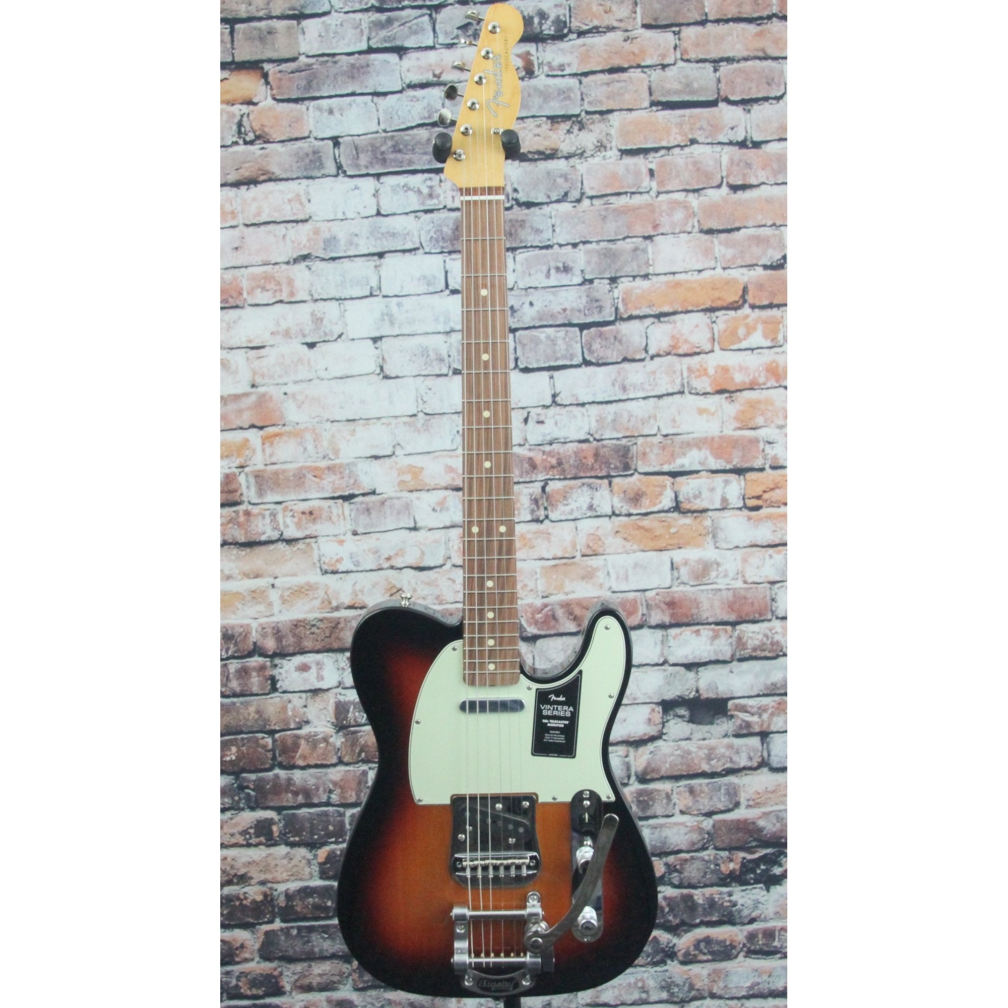 Fender deals vintera bigsby