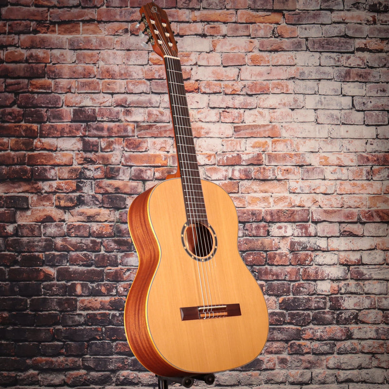 Ortega Family Series Full Size Cedar Top Classical Guitar | R122SN