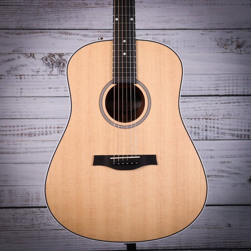 Seagull Maritime SWS Natural A/E Guitar