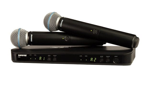 Wireless Dual Vocal System with two Beta 58A