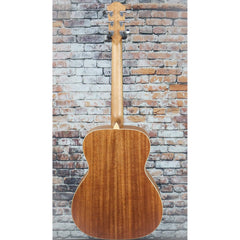 Teton Standard 105 Cedar Grand Concert Guitar