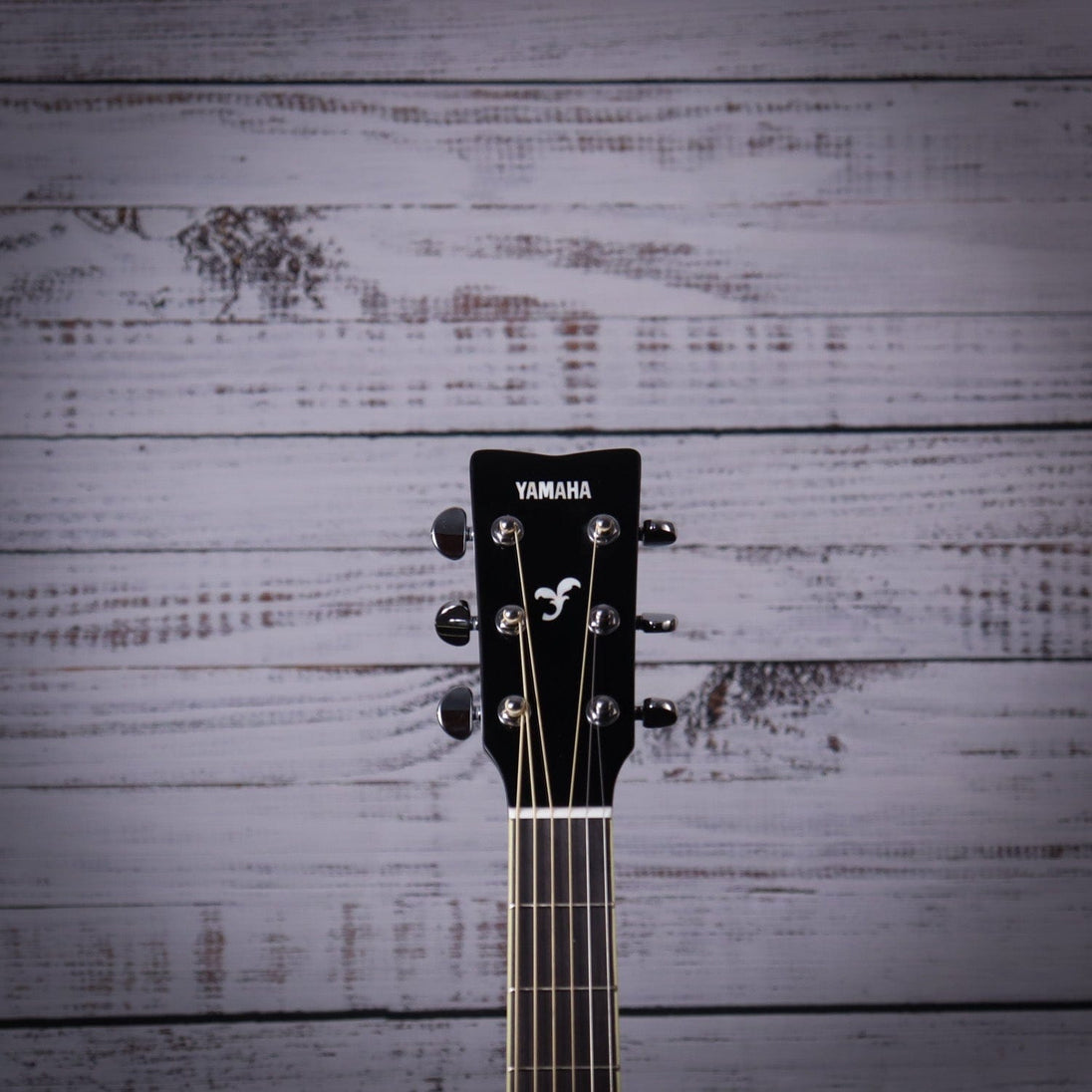 TransAcoustic - Folk Guitar with cutaway, Solid Sitka Spruce Top, Mahogany Back & Sides, Die Cast Chrome Tuners, Black