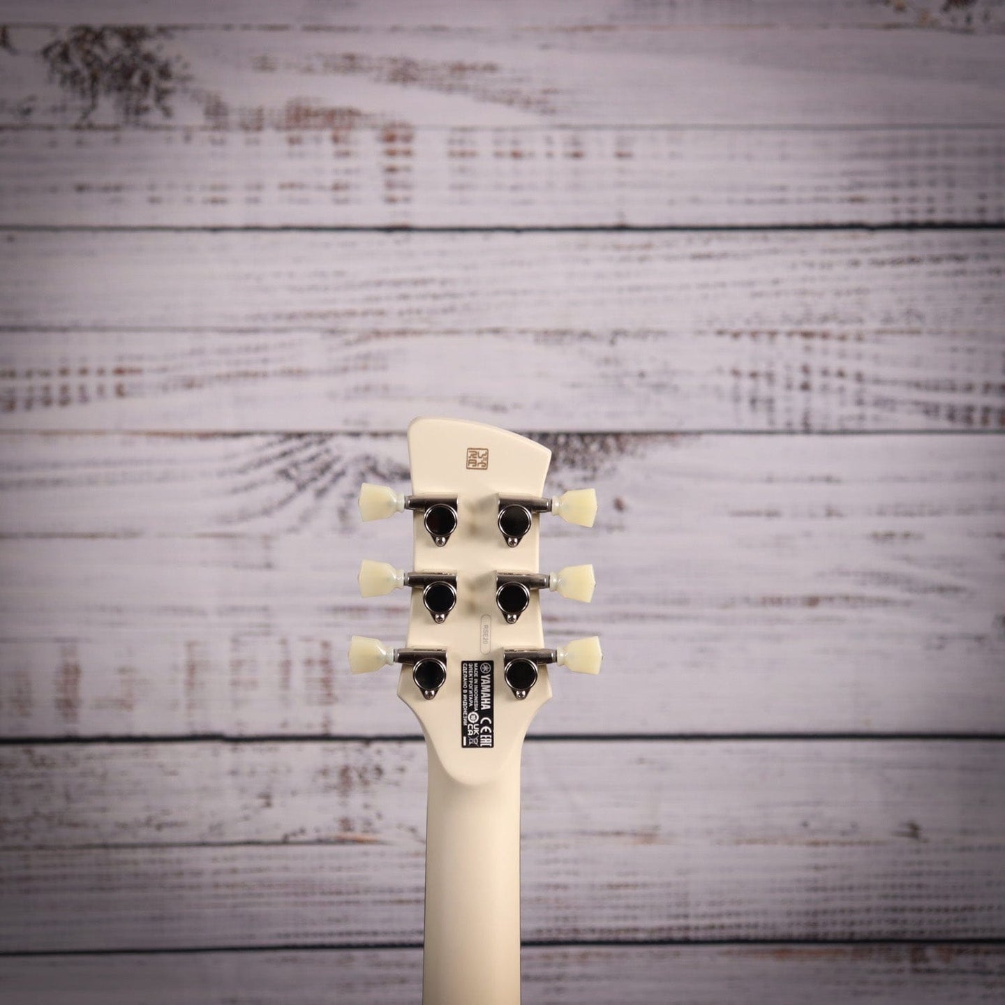 Yamaha Revstar Element RSE20 - Vintage White